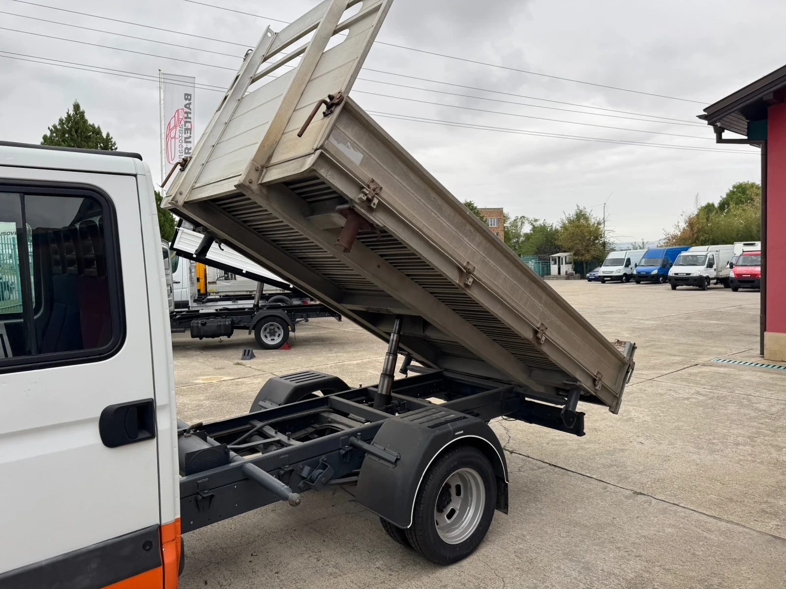 Iveco Daily 3.0HPI* 35C18* 7 места* Тристранен самосвал - изображение 6