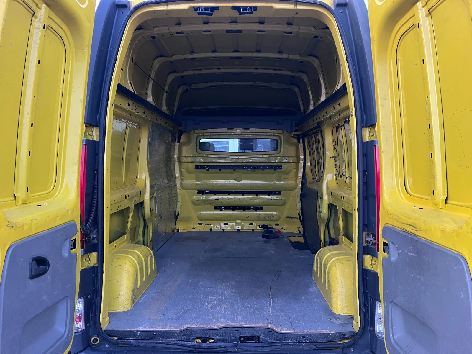 Renault Trafic 2.0dCi 114�.�. ������� ���������� ��������� | Mobile.bg � ����������� 13