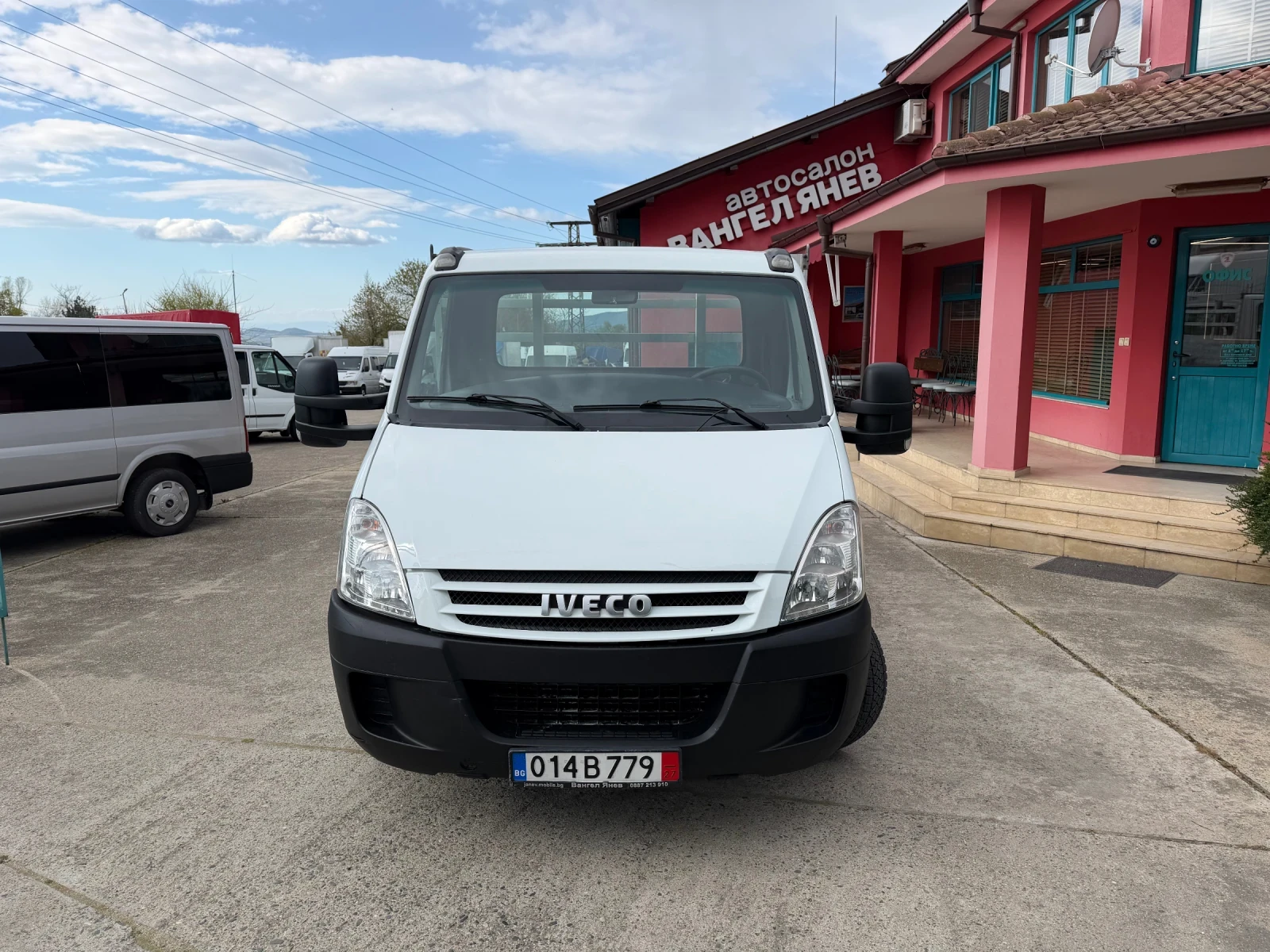 Iveco Daily 3.0HPI* 35C18* 4.10 метра каросерия, снимка 2 - Бусове и автобуси - 54143690