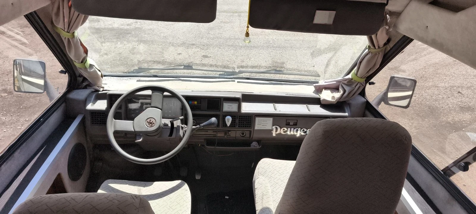 Кемпер Peugeot   J 5, снимка 7 - Каравани и кемпери - 55252313