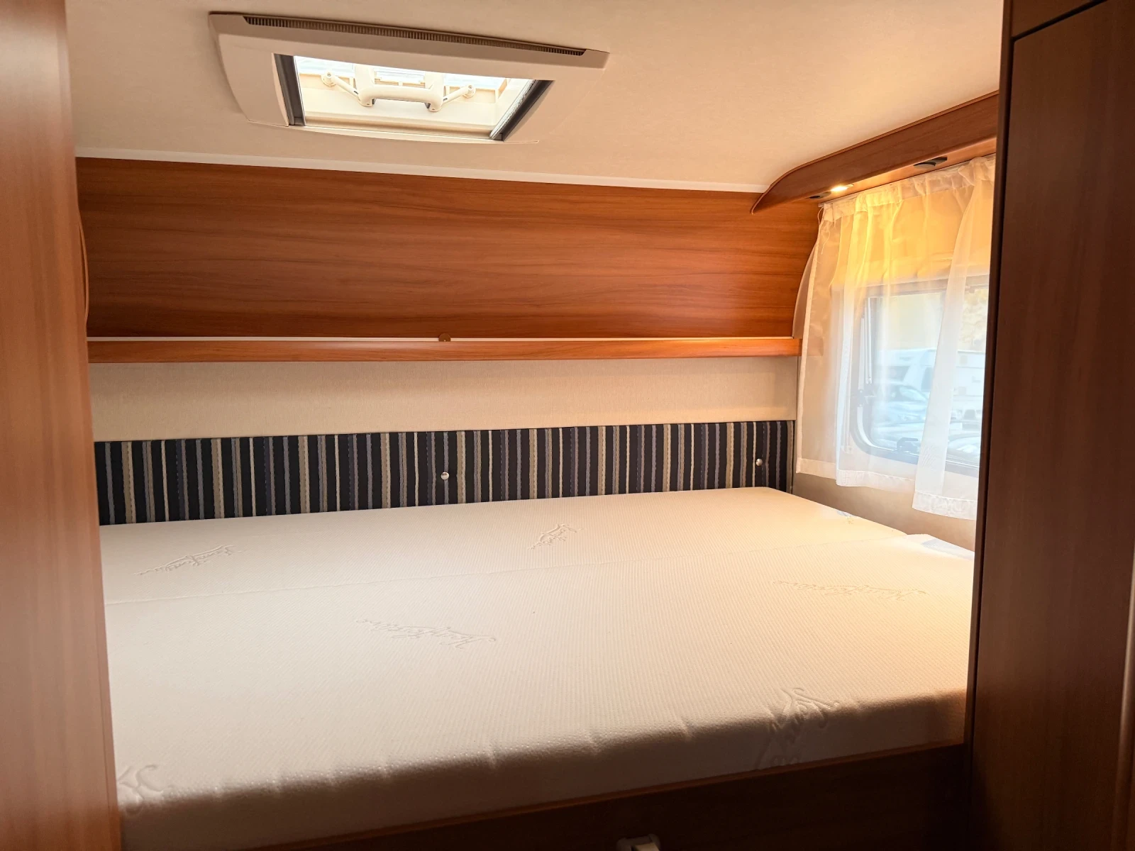 ������ Knaus Sky way 650 ��������, ����� � ��� | Mobile.bg � ����������� 10