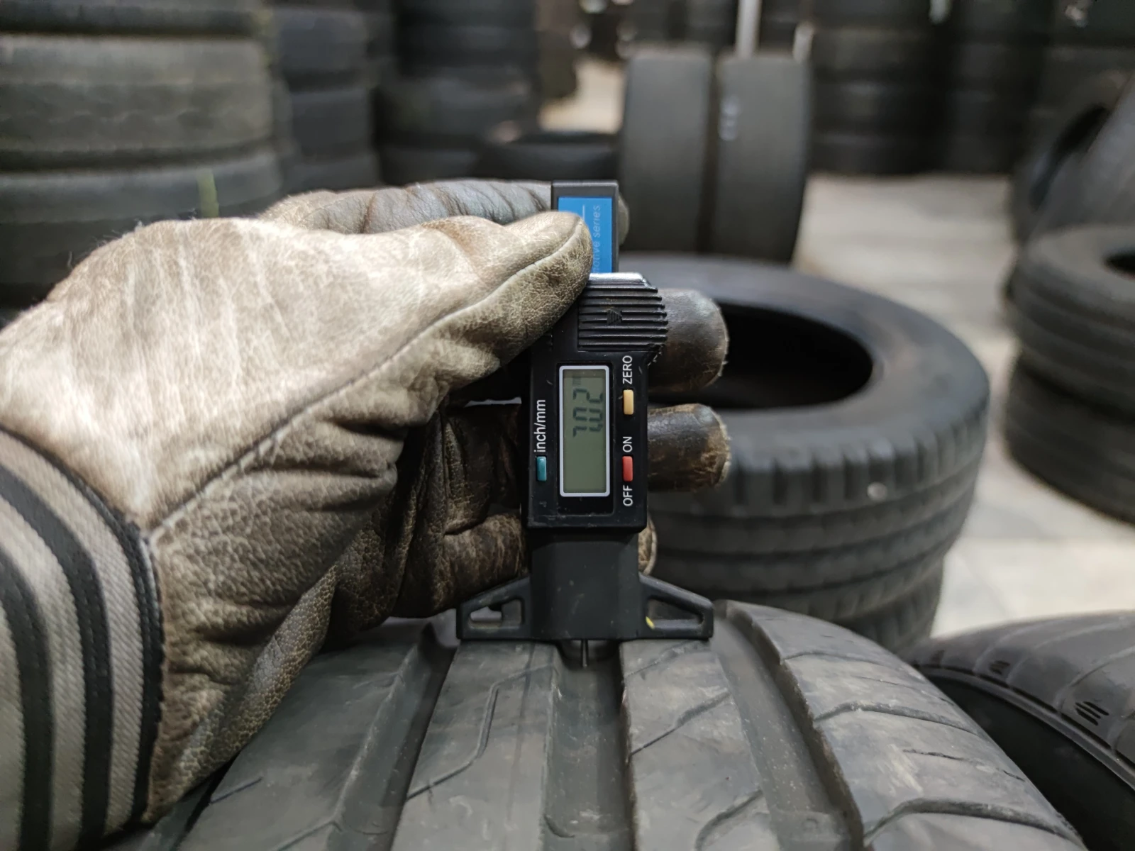  215/40R18 | Mobile.bg   4