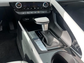 Hyundai Elantra 1.6 HIBRID, снимка 9