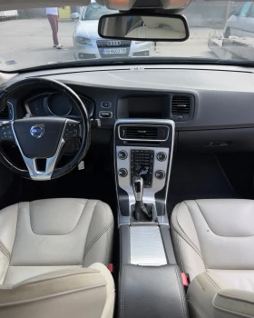 Volvo V60 Ocean race, снимка 9