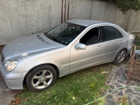 Mercedes-Benz C 220, снимка 3
