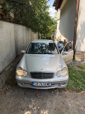 Mercedes-Benz C 220, снимка 4