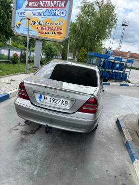 Mercedes-Benz C 220, снимка 3
