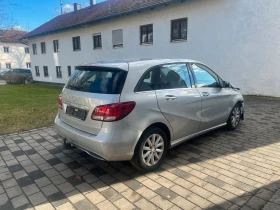 Mercedes-Benz B 180 1.6i Facelift, снимка 8