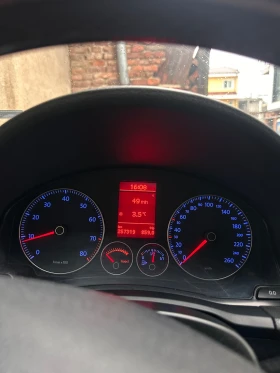 VW Golf - 3800 € / 7432.15 лв. - 37194389 6
