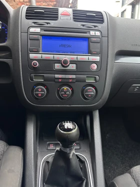 VW Golf - 3800 € / 7432.15 лв. - 37194389 7