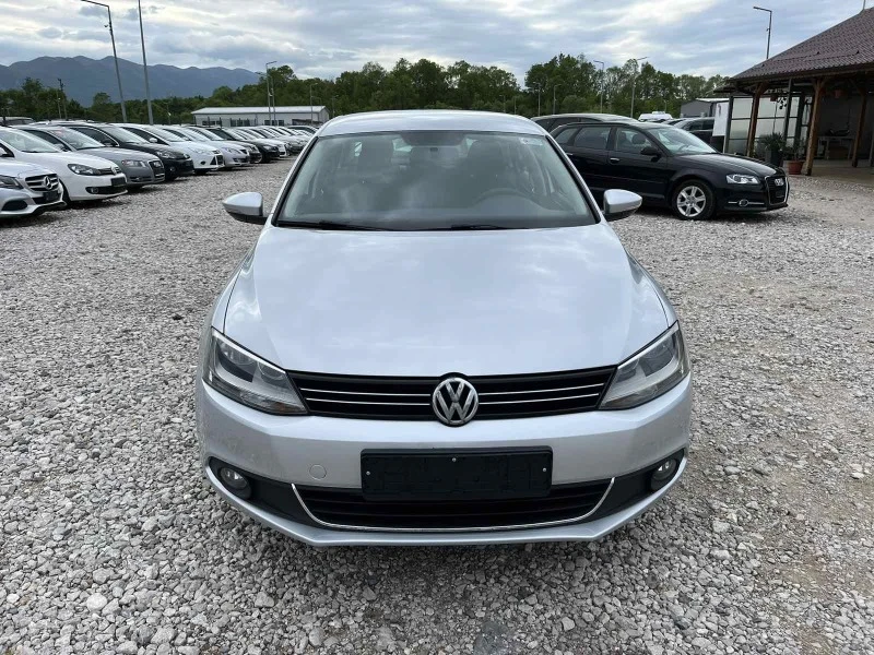 VW Jetta 1.6TDI 105к DSG BLUEMOTION КЛИМАТРОНИК ВНОС ИТАЛИЯ, снимка 2 - Автомобили и джипове - 40658472