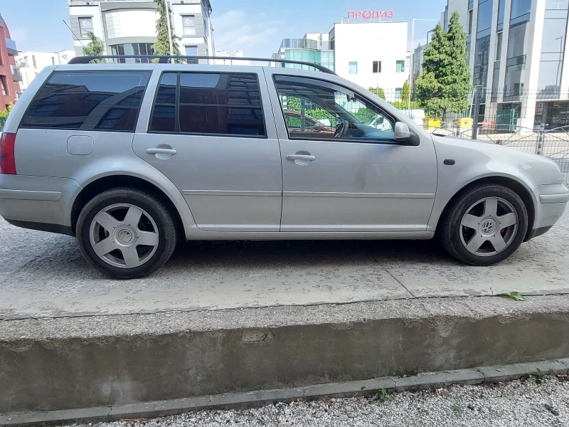 VW Golf, снимка 1 - Автомобили и джипове - 47512320