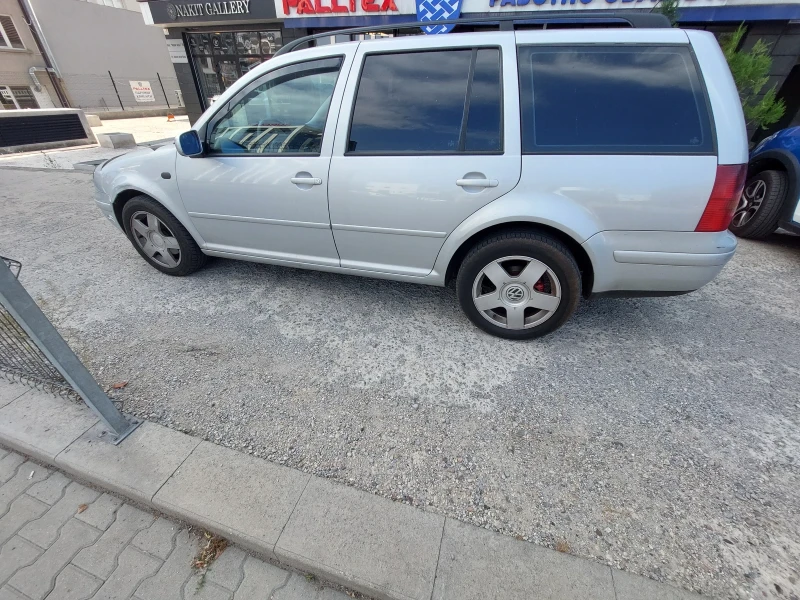 VW Golf, снимка 4 - Автомобили и джипове - 47512320