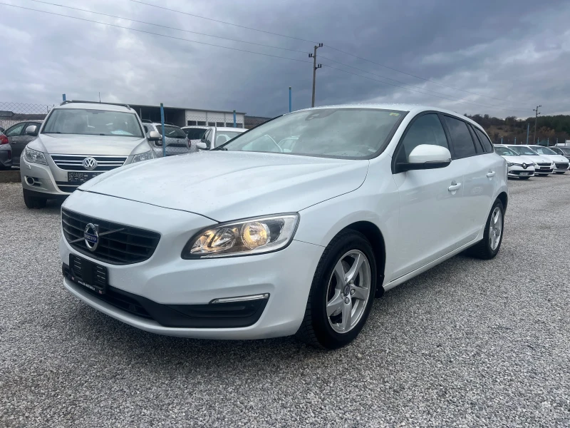 Volvo V60 2.0d AVTOMATIK, снимка 1 - Автомобили и джипове - 48066757