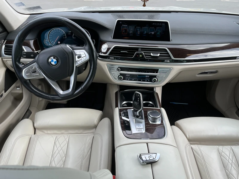 BMW 730, снимка 12 - Автомобили и джипове - 48500288