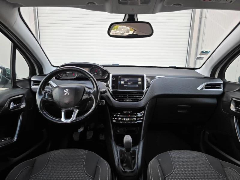 Peugeot 208 1.2 THP EVRO 6 , снимка 13 - Автомобили и джипове - 51318392