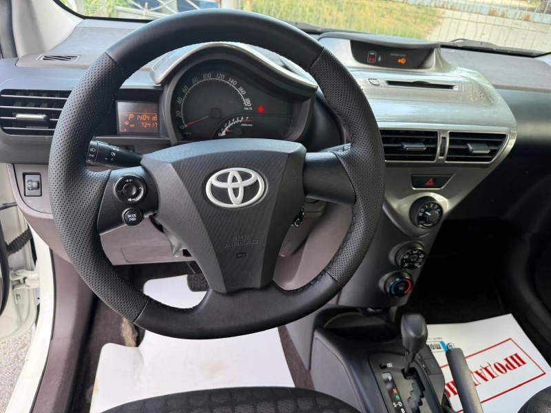 Toyota IQ VVTI Avtomat , снимка 9 - Автомобили и джипове - 52449916