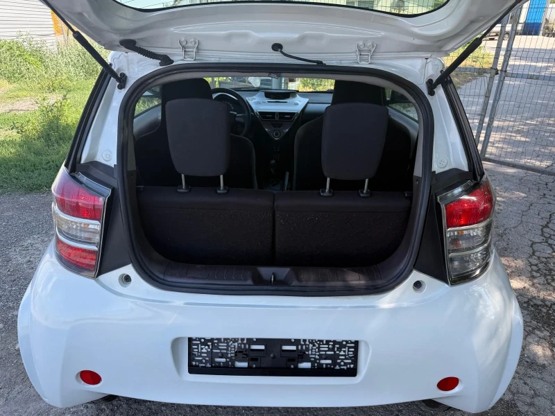 Toyota IQ VVTI Avtomat , снимка 7 - Автомобили и джипове - 52449916
