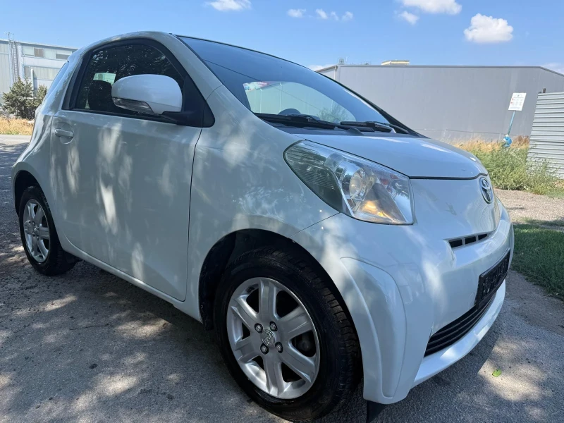 Toyota IQ VVTI Avtomat , снимка 2 - Автомобили и джипове - 52449916