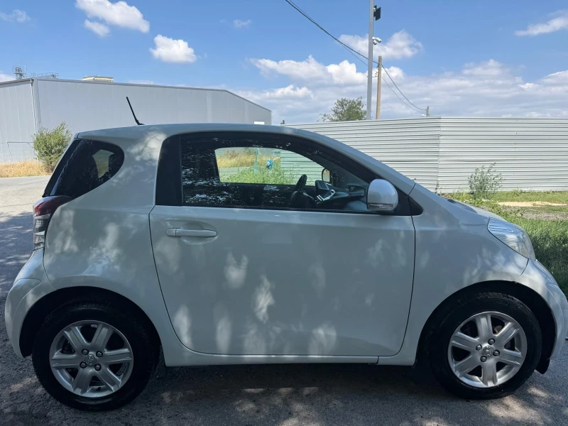 Toyota IQ VVTI Avtomat , снимка 5 - Автомобили и джипове - 52449916