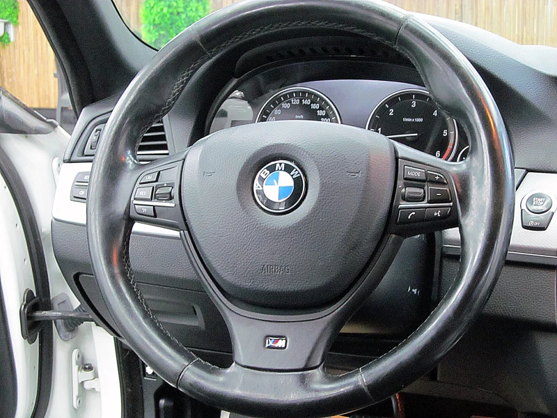BMW 535 M-paket/INDIVIDUAL// Keyless/СОБСТВЕН ЛИЗИНГ, снимка 14 - Автомобили и джипове - 52196035