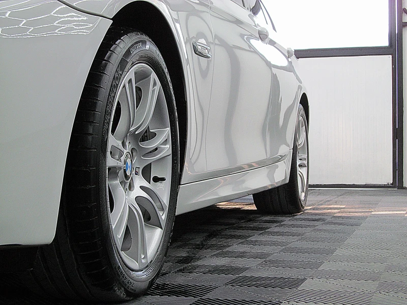 BMW 535 M-paket/INDIVIDUAL// Keyless/СОБСТВЕН ЛИЗИНГ, снимка 9 - Автомобили и джипове - 52196035