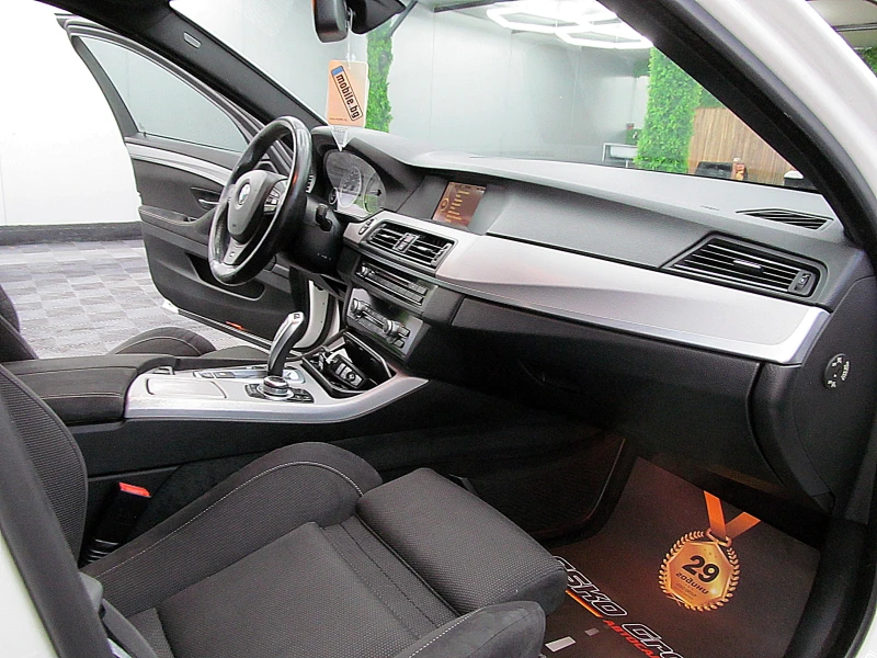 BMW 535 M-paket/INDIVIDUAL// Keyless/СОБСТВЕН ЛИЗИНГ, снимка 15 - Автомобили и джипове - 52196035