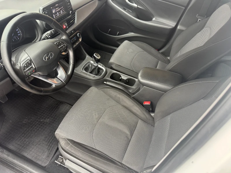 Hyundai I30 1.4i ГАЗ BRC заводска 100 kc., снимка 13 - Автомобили и джипове - 52227443