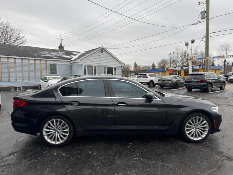 BMW 530 * АВТО КРЕДИТ* ЦЕНА ДО БГ * СЕРВИЗНА ИСТОРИЯ * , снимка 4 - Автомобили и джипове - 52467504