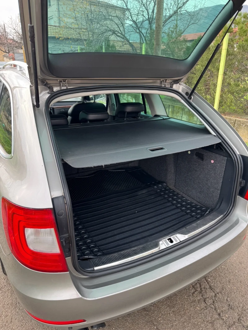 Skoda Superb 2.0TDI 170, снимка 14 - Автомобили и джипове - 52710044