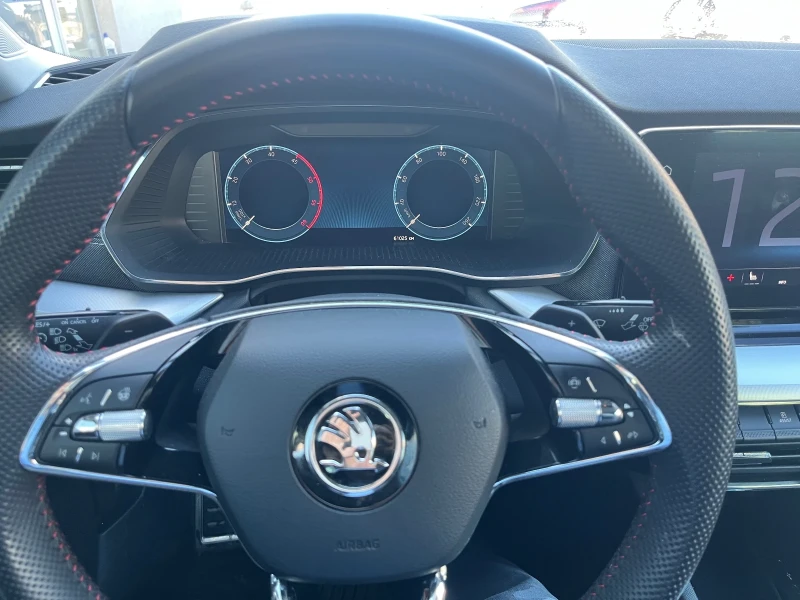 Skoda Octavia 2.0TDI 7DSG , снимка 7 - Автомобили и джипове - 52735532