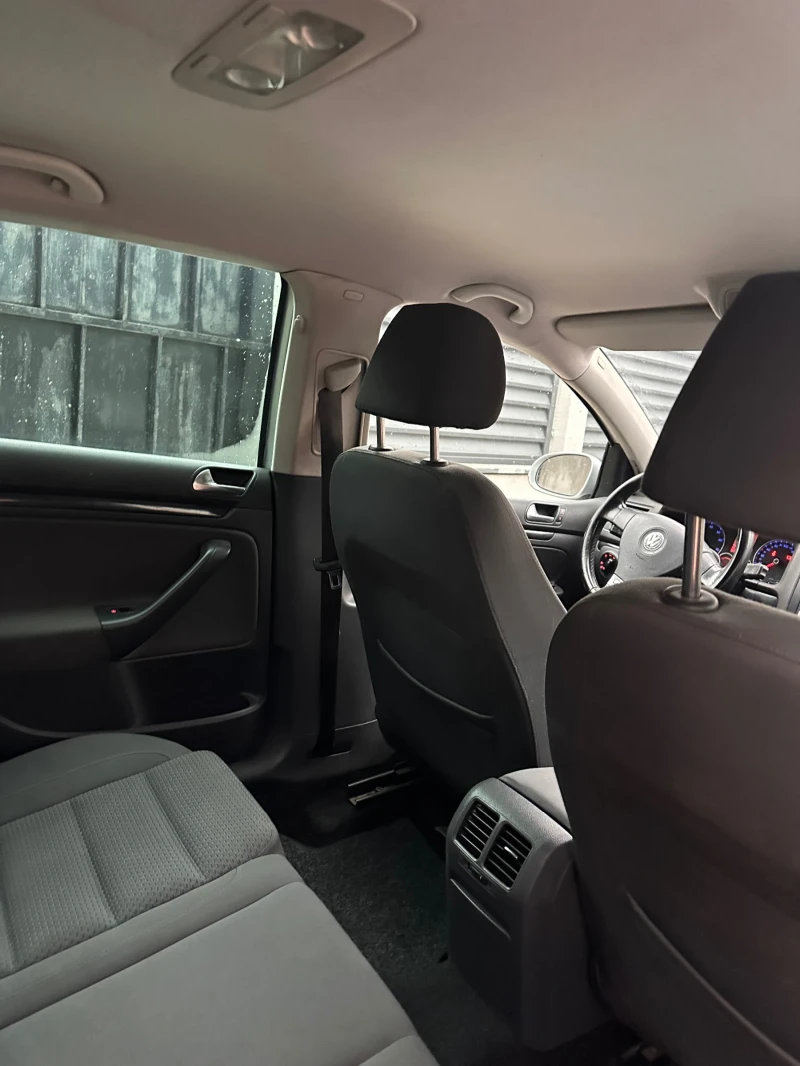 VW Golf, снимка 11 - Автомобили и джипове - 53055323