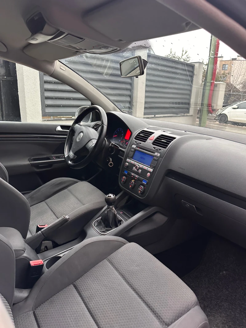 VW Golf, снимка 13 - Автомобили и джипове - 53055323