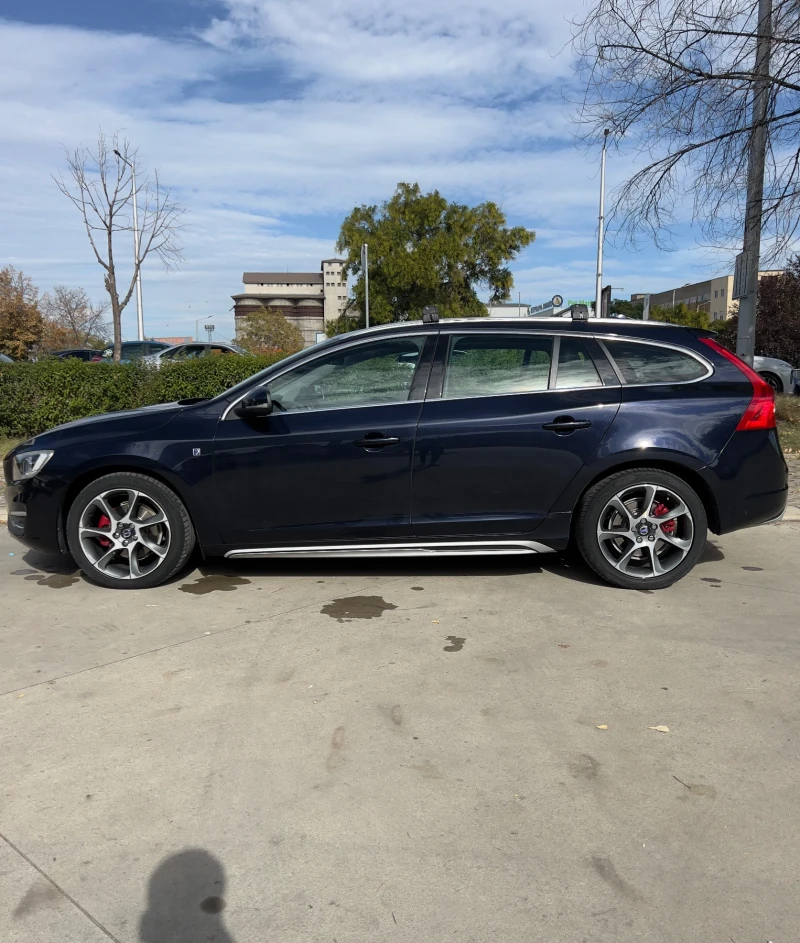 Volvo V60 Ocean race, снимка 5 - Автомобили и джипове - 53593181