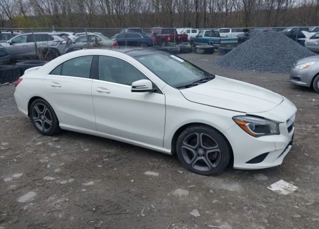 Mercedes-Benz CLA 250 4MATIC* AMG* PANO* START/STOP* HARMAM/KARDON, снимка 1 - Автомобили и джипове - 48332561