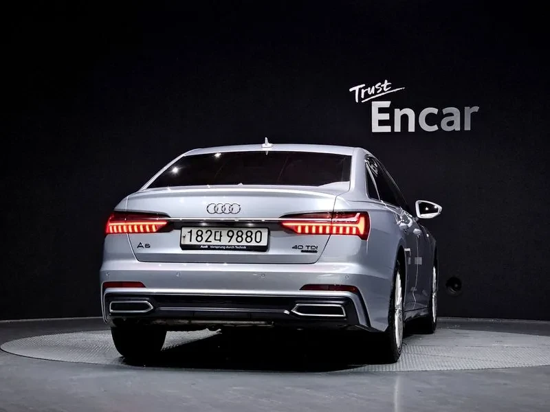 Audi A6 2.0 TDI Quattro, снимка 4 - Автомобили и джипове - 54147772