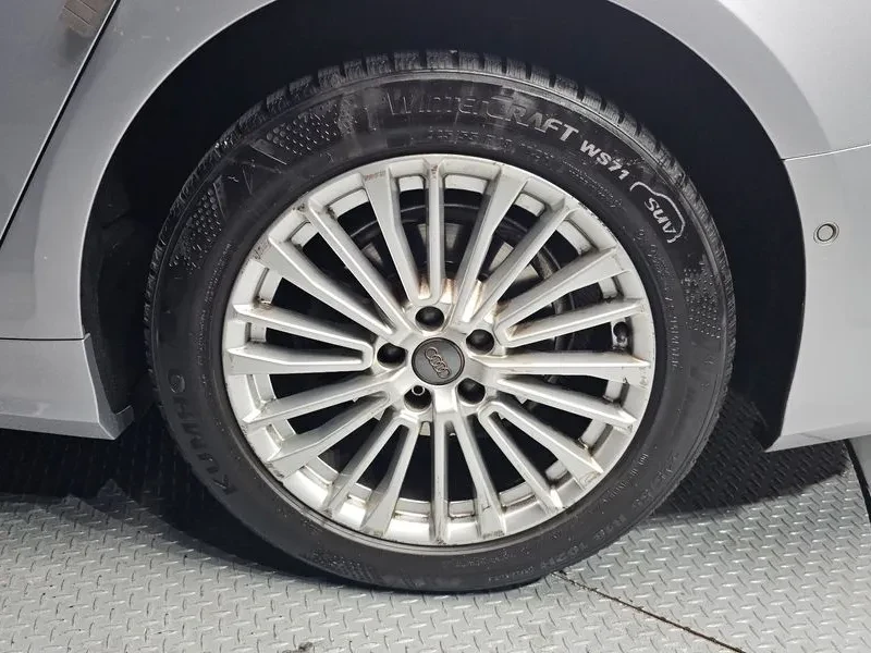 Audi A6 2.0 TDI Quattro, снимка 5 - Автомобили и джипове - 54147772