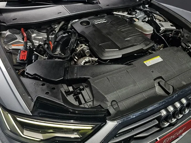 Audi A6 2.0 TDI Quattro, снимка 6 - Автомобили и джипове - 54147772