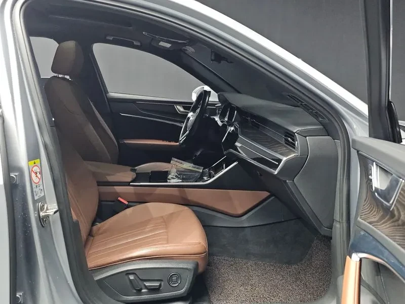 Audi A6 2.0 TDI Quattro, снимка 11 - Автомобили и джипове - 54147772