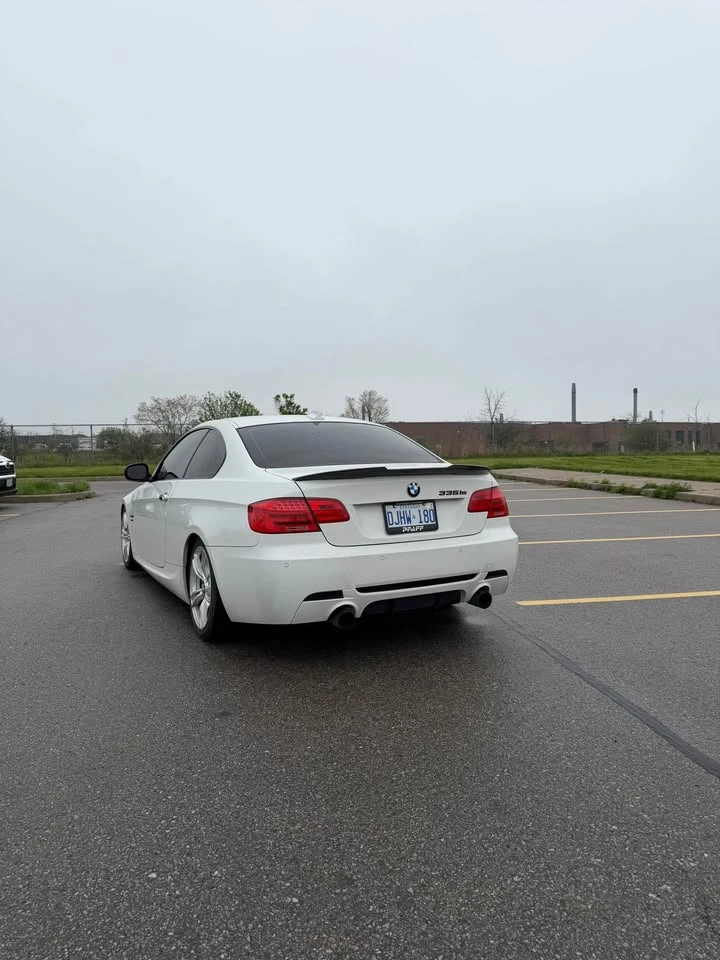 BMW 335 IS| 1 ОТ 4000 В СВЕТА!| БЕЗ ТУНИНГ| АВТОКРЕДИТ| , снимка 3 - Автомобили и джипове - 54788471