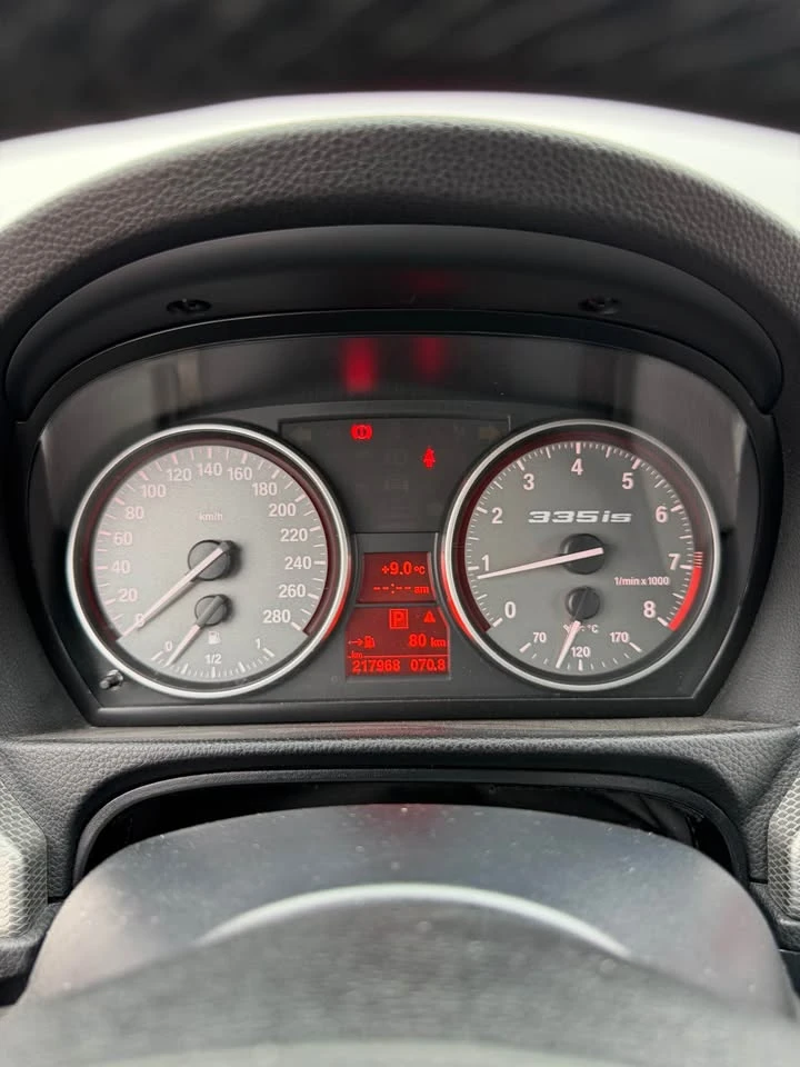 BMW 335 IS| 1 ОТ 4000 В СВЕТА!| БЕЗ ТУНИНГ| АВТОКРЕДИТ| , снимка 9 - Автомобили и джипове - 54788471