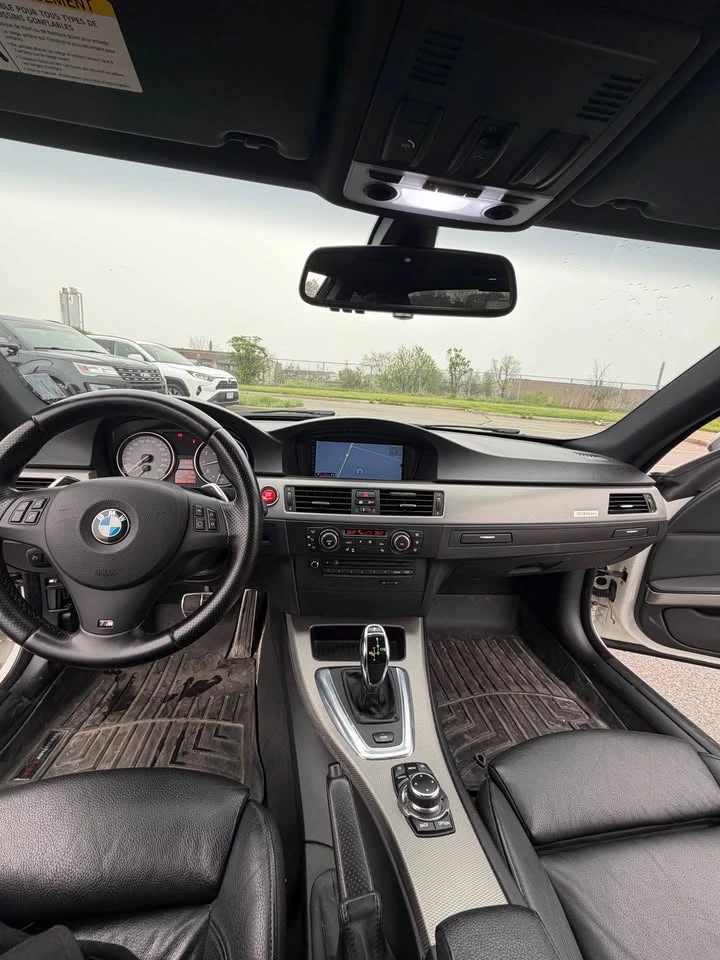 BMW 335 IS| 1 ОТ 4000 В СВЕТА!| БЕЗ ТУНИНГ| АВТОКРЕДИТ| , снимка 8 - Автомобили и джипове - 54788471