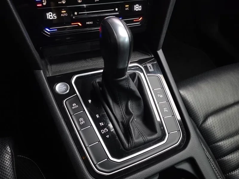 VW Passat 2.0 TDI 4MOTION PRESTIGE, снимка 17 - Автомобили и джипове - 55264579