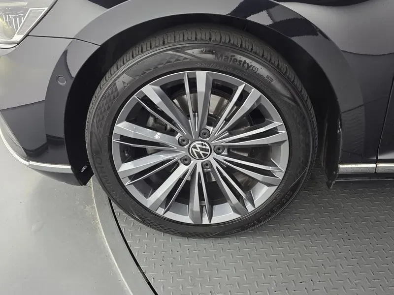 VW Passat 2.0 TDI 4MOTION PRESTIGE, снимка 9 - Автомобили и джипове - 55264579