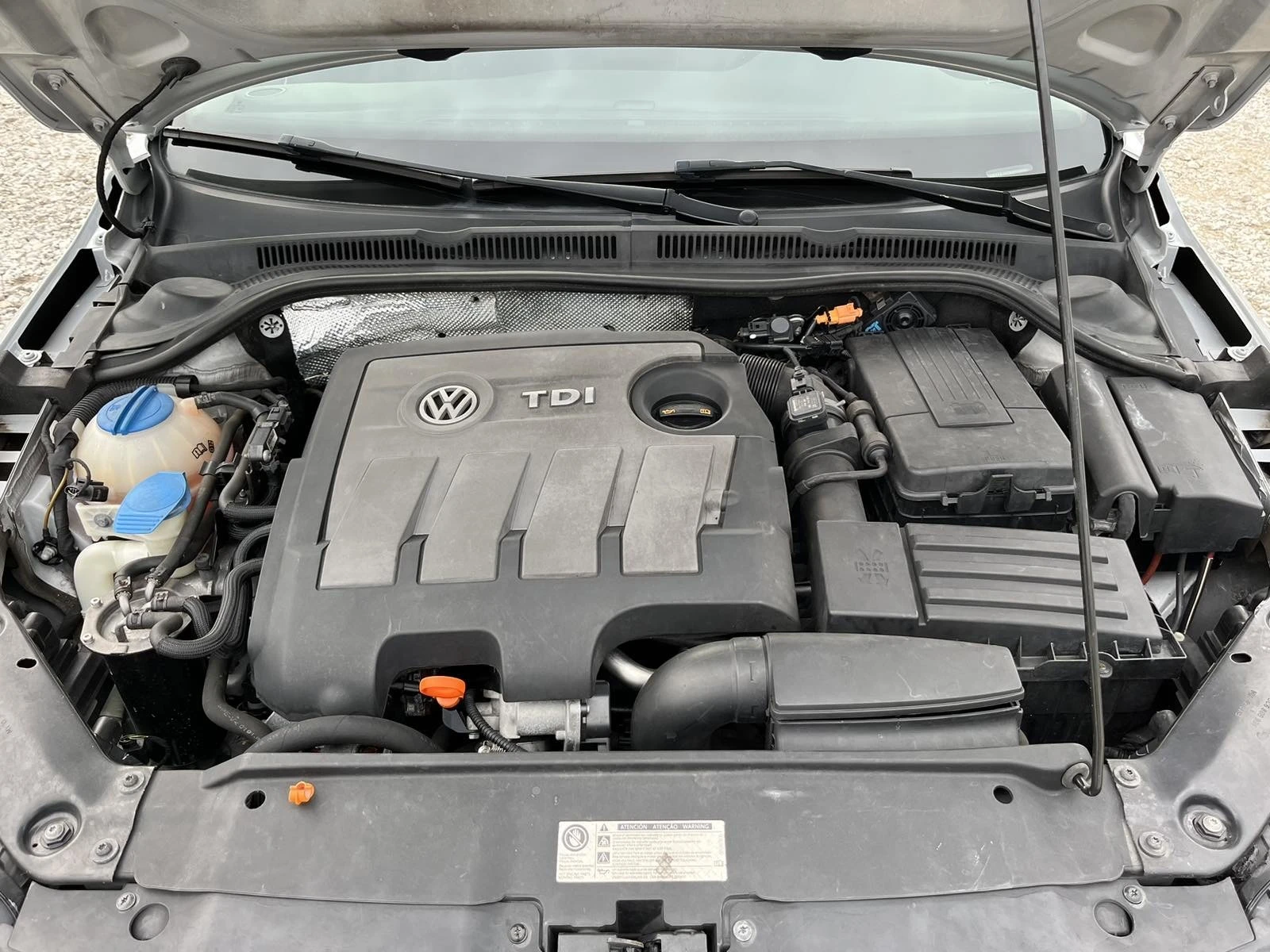 VW Jetta 1.6TDI 105 DSG BLUEMOTION    | Mobile.bg   16