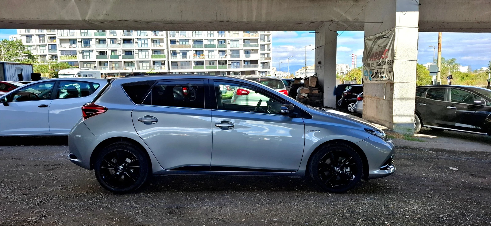 Toyota Auris 78хил.км. BLACK EDITION - изображение 4