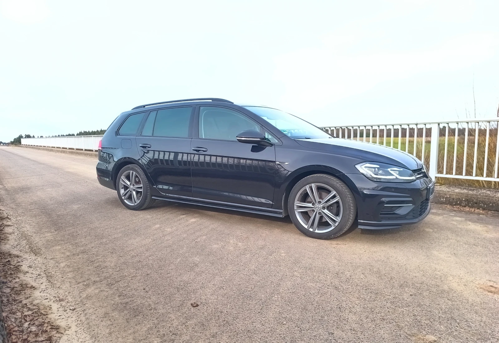 VW Golf 7.5 R-Line 150+ Keyless - изображение 4