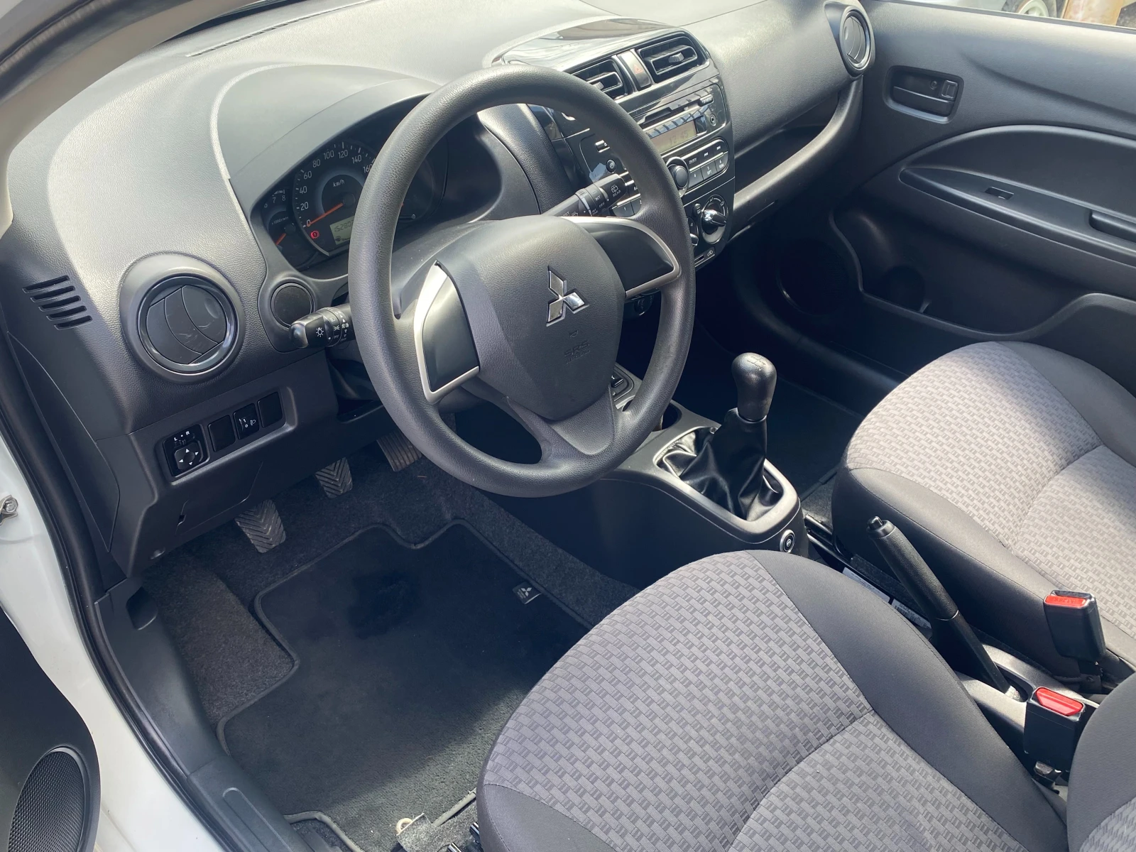 Mitsubishi Space star 1.0i-ГАЗ-70k.s-12.2018g-EURO6D-GPL-КЛИМАТИК - изображение 8