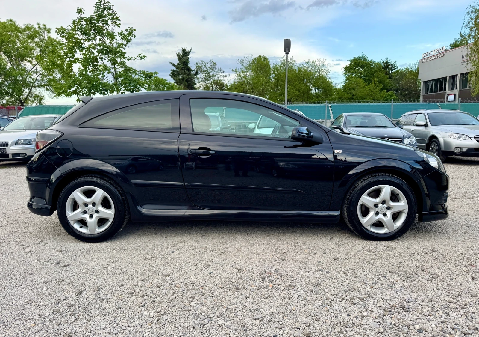 Opel Astra 1.6  Turbo GTC      ТОП СЪСТОЯНИЕ  - изображение 6
