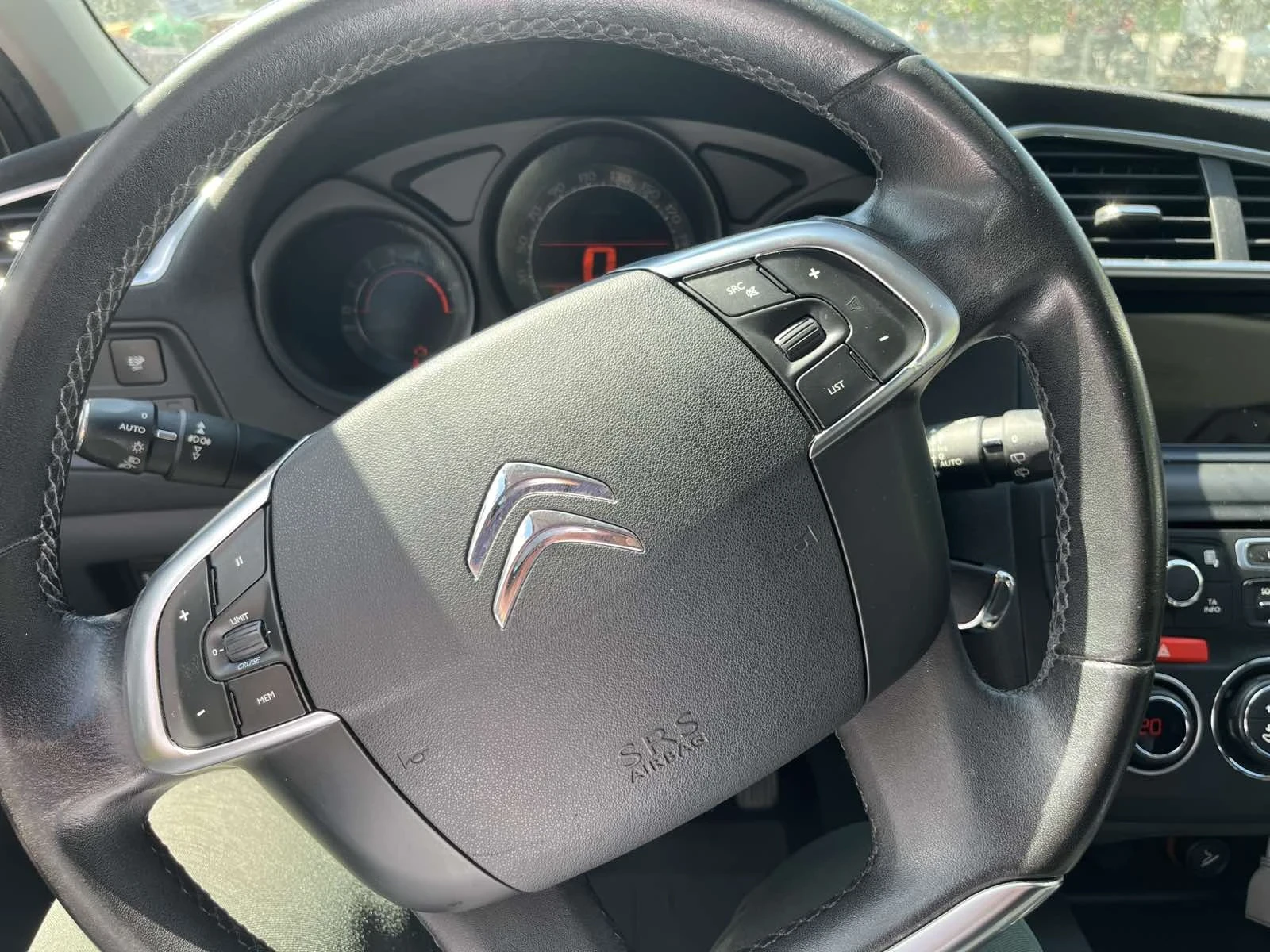 Citroen C4  - изображение 4